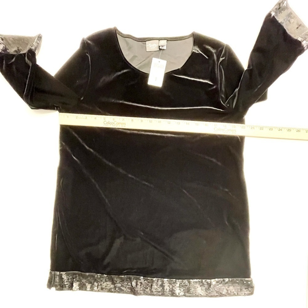 Chico's Travelers Collection Black Velvet Sequin Hem Tunic Size 1 (Medium) NWT - Picture 5 of 7